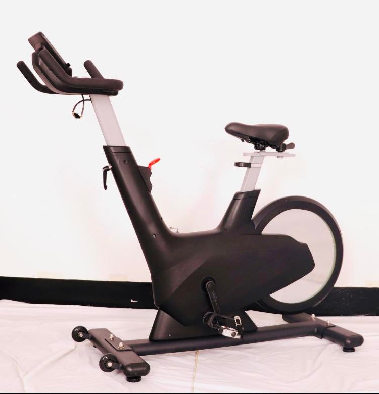 LET OP!! Showmodel Spinningbike TOTALE MAGAZIJN LEEGVERKOOP, Ophalen, Zo goed als nieuw, Metaal, Spinningfiets