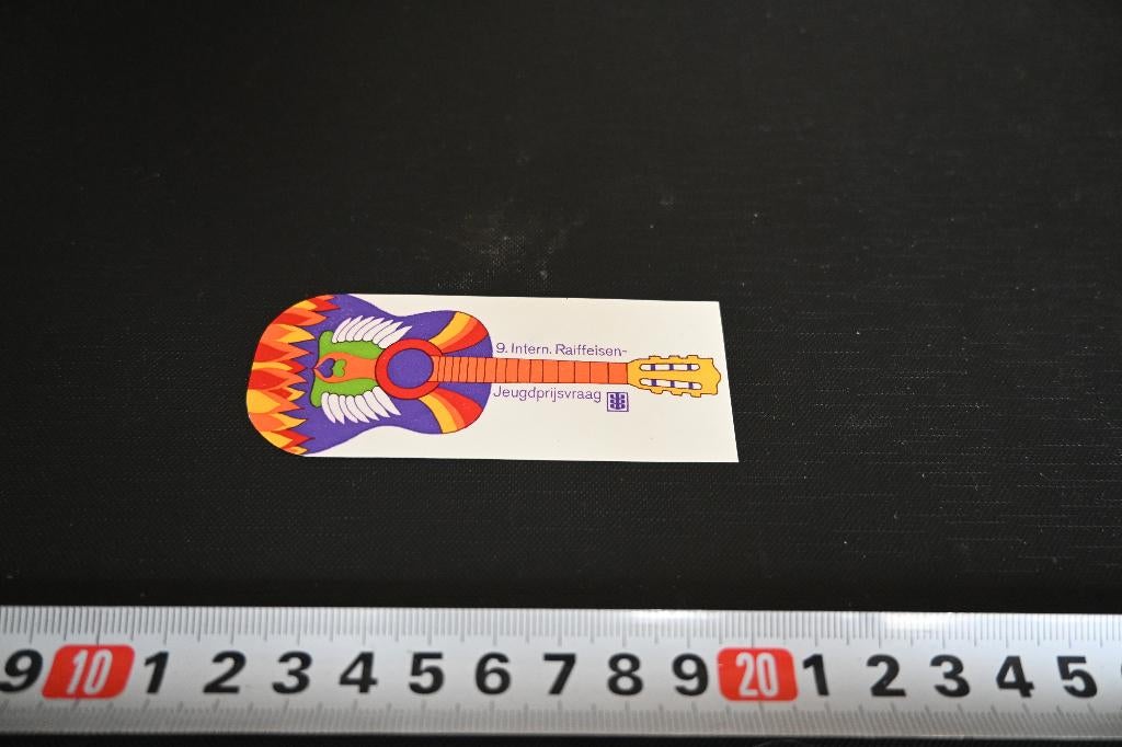 sticker Gitaar Raiffeisen Jeugdprijsvraag, Ophalen, Zo goed als nieuw