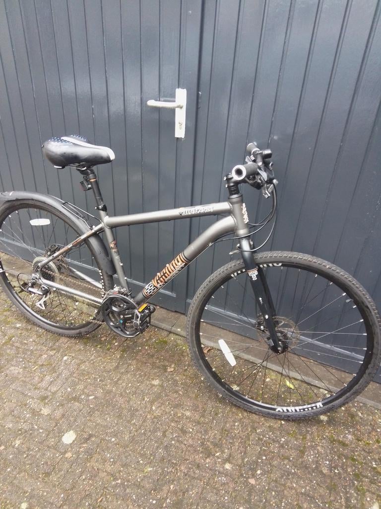 Voodoo Marasa grijze  Herenfiets 28 inch - 24 Versnellingen, Fietsen en Brommers, Fietsen | Heren | Herenfietsen, Overige merken