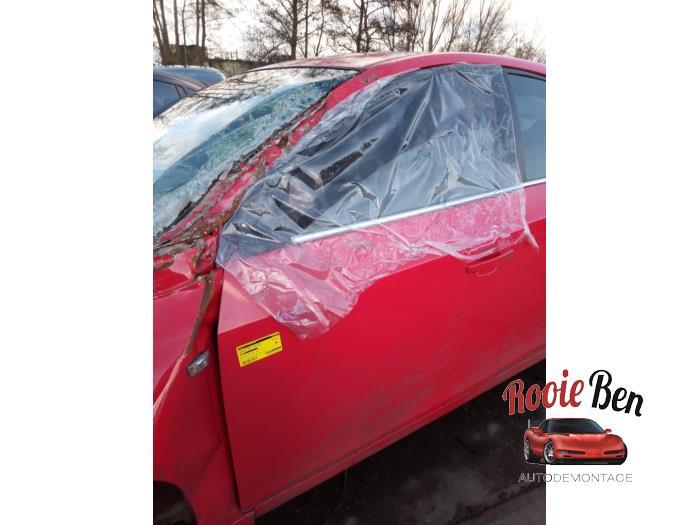 Portier 4Deurs links-voor van een Chevrolet Cruze (GGE), Gebruikt, Deur, -, Ophalen of Verzenden