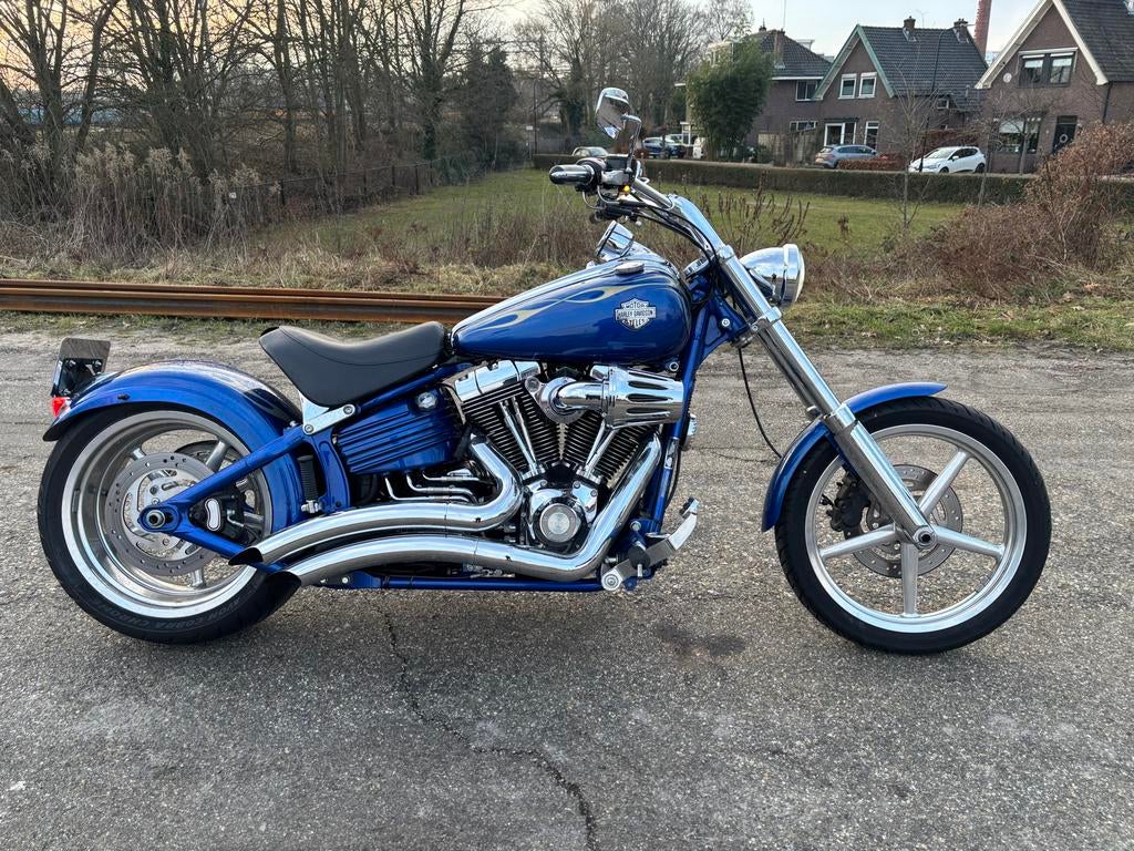 Harley Davidson Rocker C - Waanzinnig Mooi!, 2 cilinders, Particulier, Meer dan 35 kW, LED Verlichting