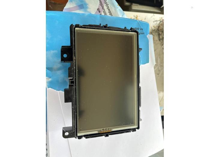 Display Multi Media regelunit van een Renault Captur, 3 maanden garantie, Gebruikt, Renault