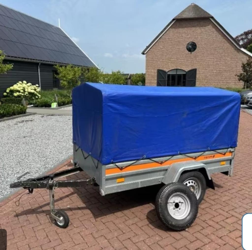 Verhuur gesloten aanhangwagen, Verhuiswagen of Bestelauto
