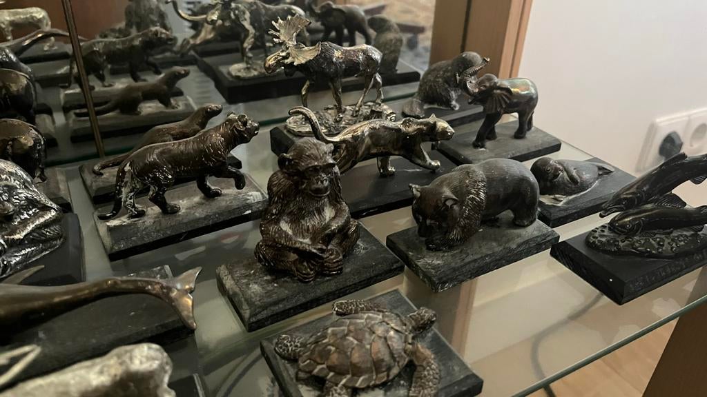 Bronzen dierenfiguren collectie, Verzenden