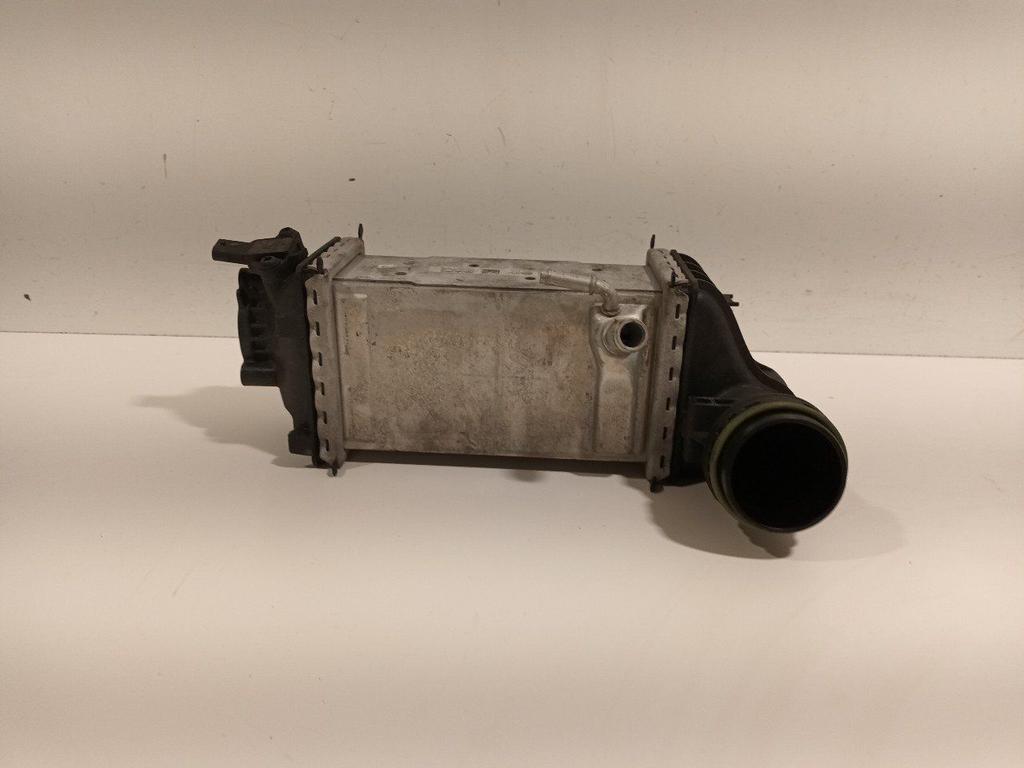Intercooler radiateur Audi A3, Auto-onderdelen, Motor en Toebehoren, Audi, Gebruikt, Herkomst onderdeel bekend, 12 maanden garantie