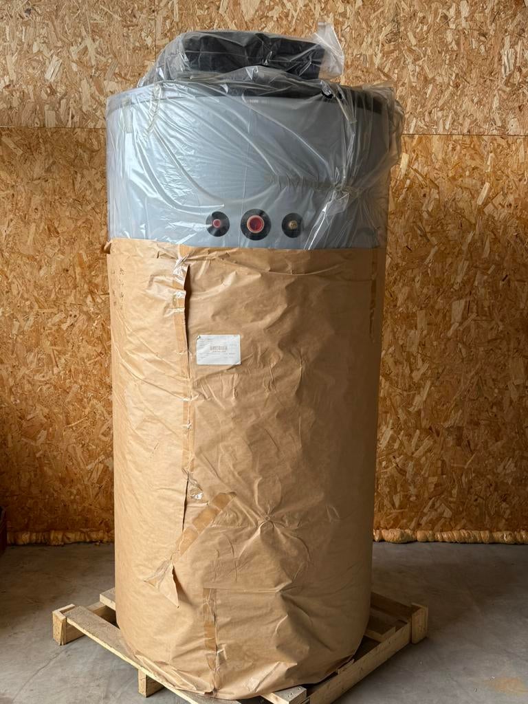 NIEUW Buffervat NIBE EKS 1000 liter, Nibe EKS 1000 liter buffervat, 100 liter of meer, Www.CvHeat.com, Nibe EKS 1000 liter