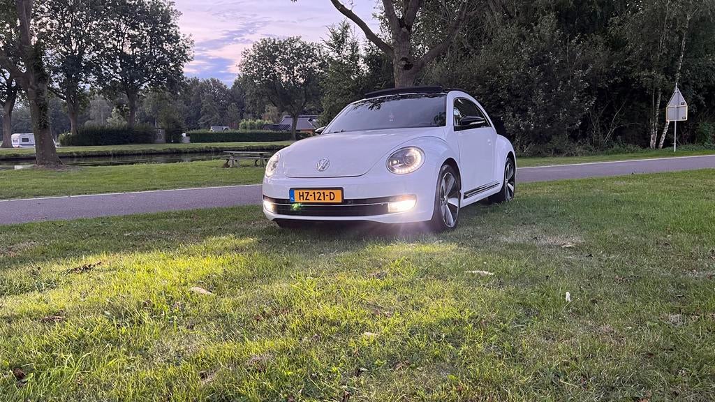 Volkswagen Beetle (Kever) 2012 Wit Benzine 160pk, Auto's, Volkswagen, Voorwielaandrijving, 15 km/l, Beetle (Kever), 4 cilinders
