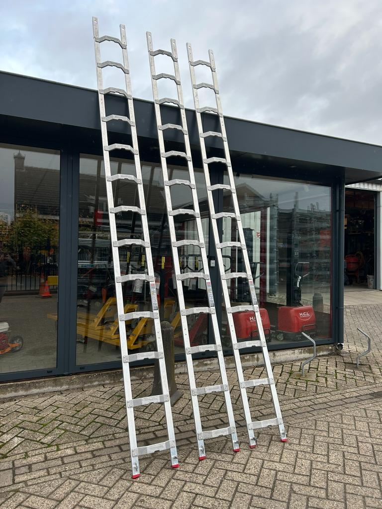 Altrex Roof Comfort dakladder/dak ladder 1x13 4.00M nieuw, Ophalen, Nieuw, Ladder, 2 tot 4 meter
