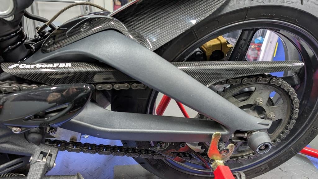Carbon ketting cover Triumph Street Triple 2007 CarbonFBR, Ophalen of Verzenden