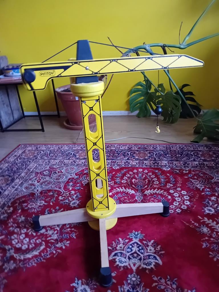 Pintoy houten hijskraan, Ophalen