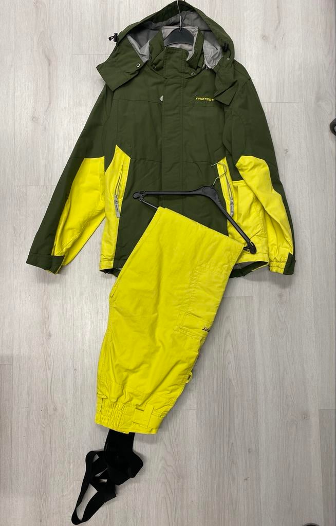 Protest Ski Jas & Broek - Set, Kleding | Heren, Wintersportkleding, Ophalen of Verzenden, Zo goed als nieuw, Maat 46 (S) of kleiner