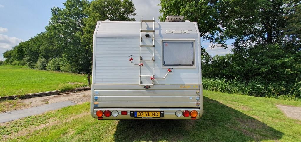 Laika  Ecovip, Caravans en Kamperen, Caravans, tot en met 4, Rondzit, Douche, Kachel, Luifel, Ophalen