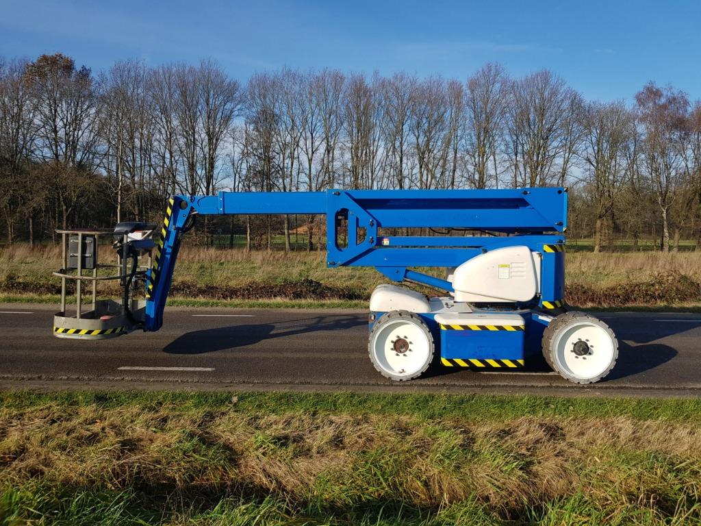 Te Huur: NiftyLift HR15NDE Knikarmhoogwerker - 15 meter, Ophalen