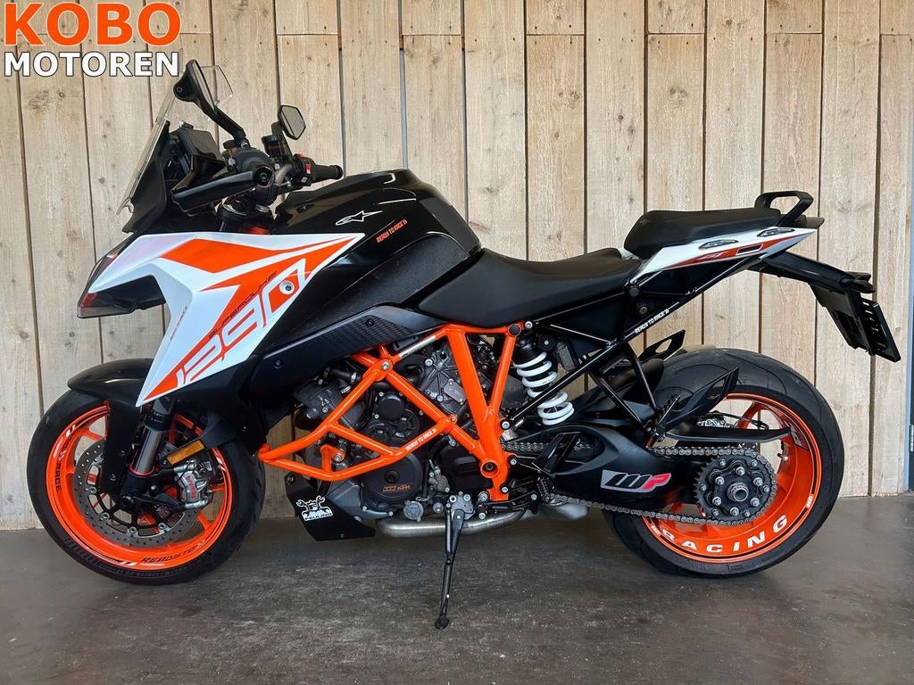KTM 1290 SUPERDUKE GT (bj 2021), 2 cilinders, KTM, Bedrijf, Onbekend