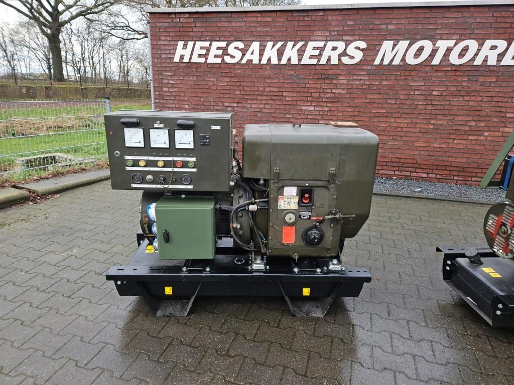 Hatz agrregaat 7.5 Kva, Gebruikt, Dieselolie, Geluidgedempt, Ophalen of Verzenden