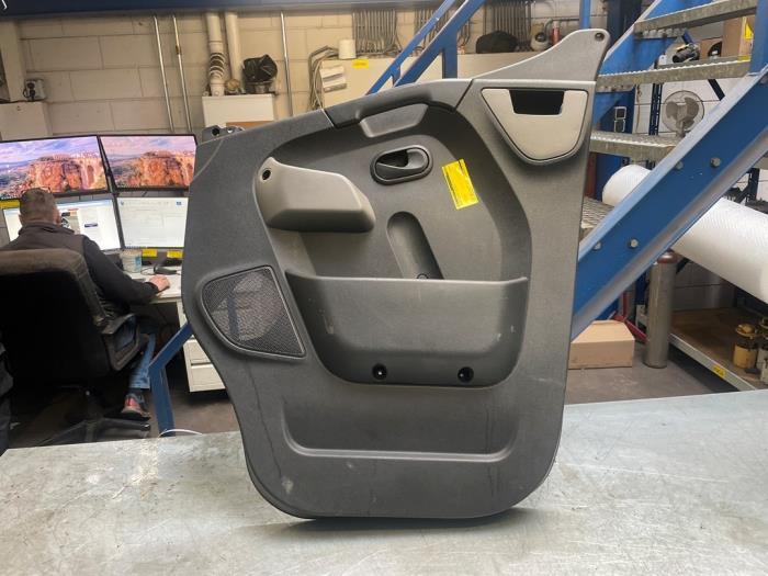 Portierbekleding 2Deurs rechts van een Renault Master, Auto-onderdelen, Interieur en Bekleding, Renault, Gebruikt, 3 maanden garantie