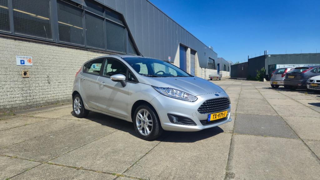 Ford Fiësta 1.0 74KW/100PK 5D 2015.Nieuwe distributieriem, Voorwielaandrijving, Zwart, 100 pk, Handgeschakeld