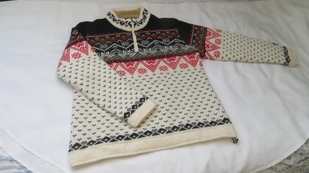 Windstopper met Noorse motieven, Kleding | Dames, Truien en Vesten, Zo goed als nieuw, Maat 42/44 (L), Verzenden