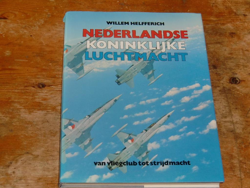 Nederlandse Koninklijke Luchtmacht (KLU), Ophalen of Verzenden, Zo goed als nieuw, Boek of Tijdschrift