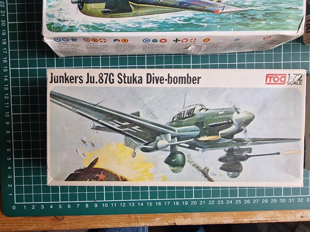 Junkers Ju-87G Stuka 1/72 Frog F181 Issued 1972, Ophalen of Verzenden, Zo goed als nieuw, 1:72 tot 1:144, Overige merken