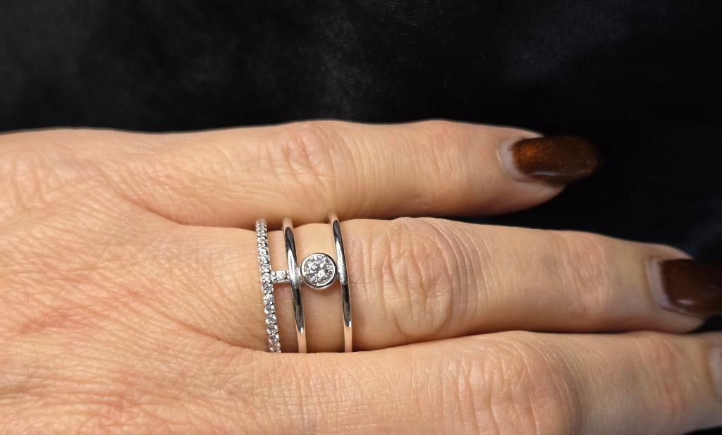Prachtige brede zilveren ring diamonfire zirkonia. 2026/108