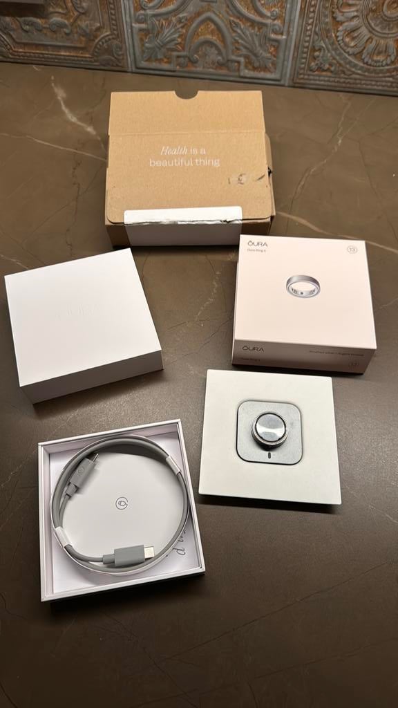 Oura Ring 4 in Brushed Silver – Maat 13, Ophalen of Verzenden, Zo goed als nieuw, Classic, 2 tot 10 GB