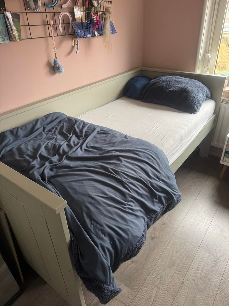 Stapelgoed Loft bed, Huis en Inrichting, Ophalen, Zo goed als nieuw, Eenpersoons