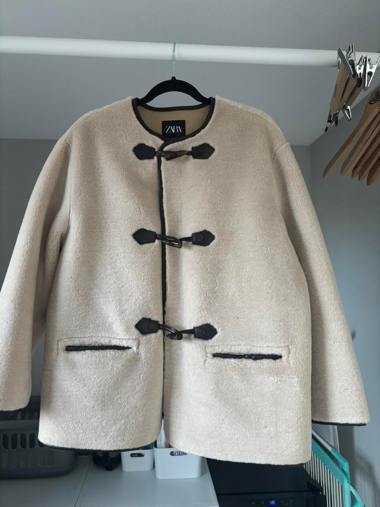 Dames jas Zara maat 42 Nieuw en ongedragen, Ophalen of Verzenden, Nieuw, Maat 42/44 (L)