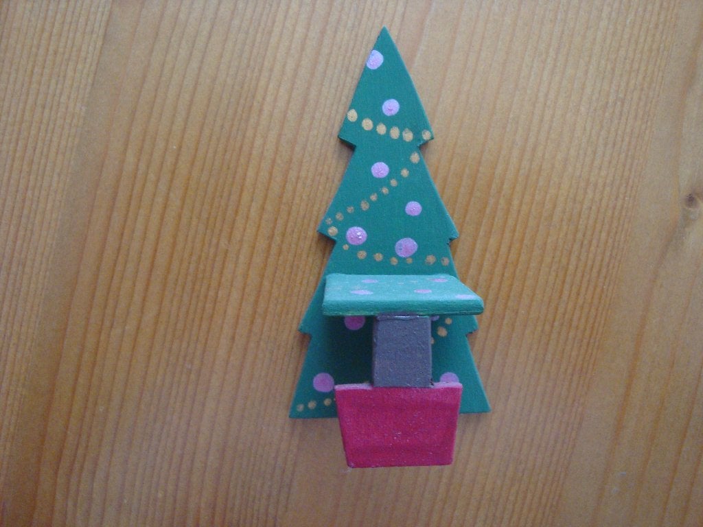 1:12 poppenhuis stoel bijzettafel in de vorm van kerstboom, Ophalen of Verzenden, Nieuw, Overige typen