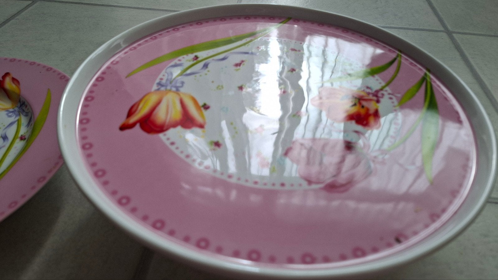 Roze etagere en taartschaal met bloemmotief - Xenos, Ophalen of Verzenden, Gebruikt, Meerkleurig, Modern