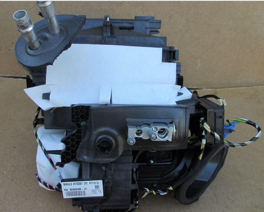 Kachelhuis Climate control unit Peugeot 2008II, Ophalen, Gebruikt, Peugeot