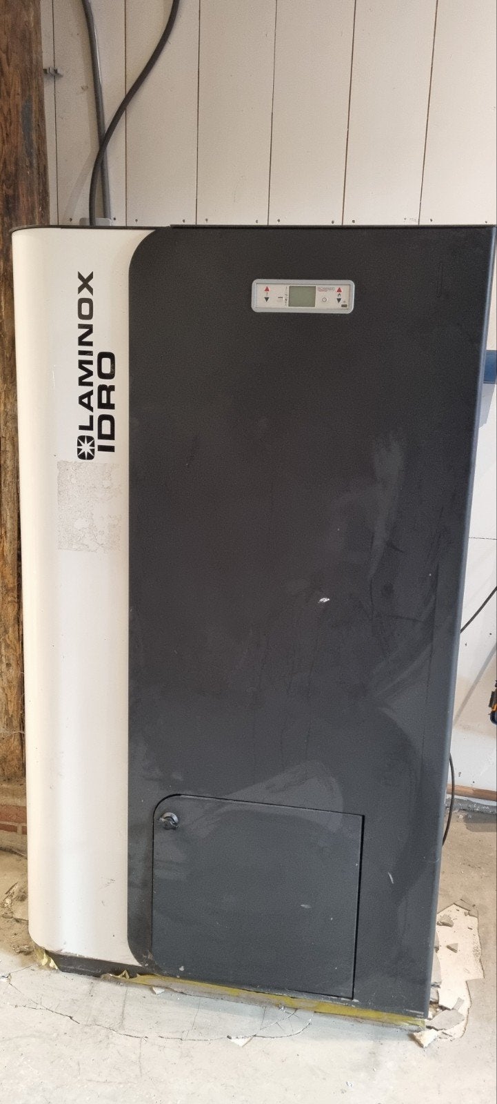 Laminox Idro Termoboiler 31 - Houtpellet CV-ketel, Doe-het-zelf en Verbouw, Ophalen, Gebruikt, 800 watt of meer, Cv-ketel of Combi-ketel
