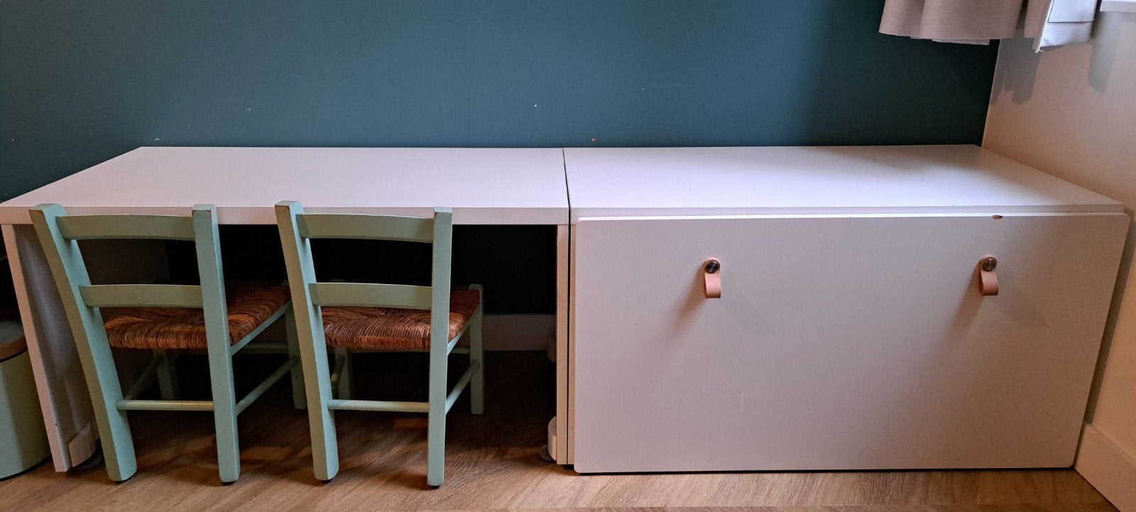 Ikea Smastad speelgoedkist en bureau, Huis en Inrichting, Ophalen, Gebruikt