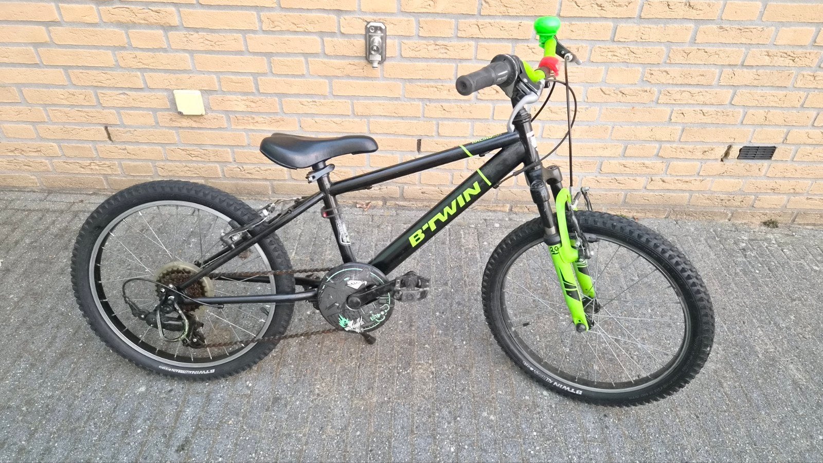 BTWIN Jongensfiets 20 inch 6 versneliing   met Handrem - Zo, Ophalen of Verzenden, Gebruikt, Velgrem, BTWIN