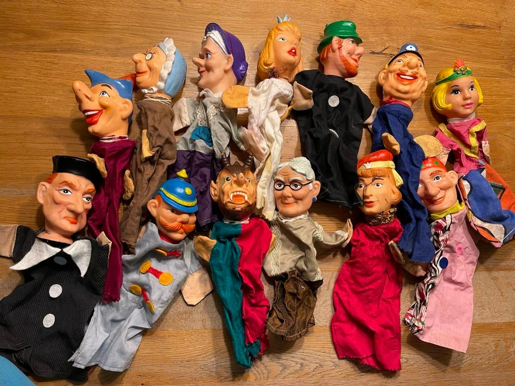 13 oude poppenkast poppen., Ophalen of Verzenden, Gebruikt