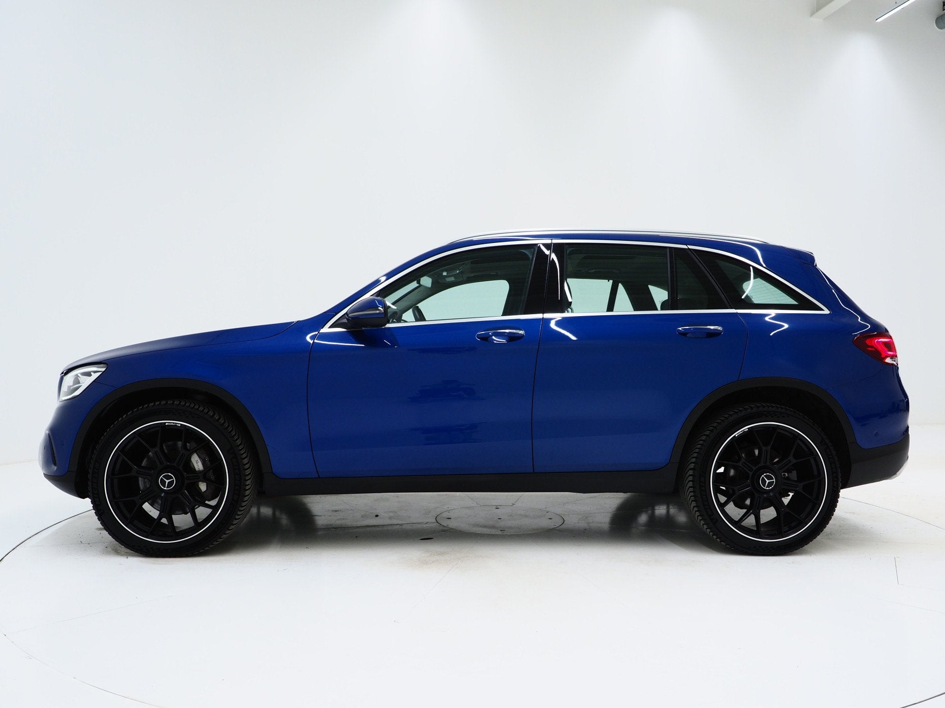 Mercedes-Benz GLC 300e 4MATIC Premium Plus | Panoramadak | T, Automaat, Gebruikt, 4 cilinders, 2000 kg