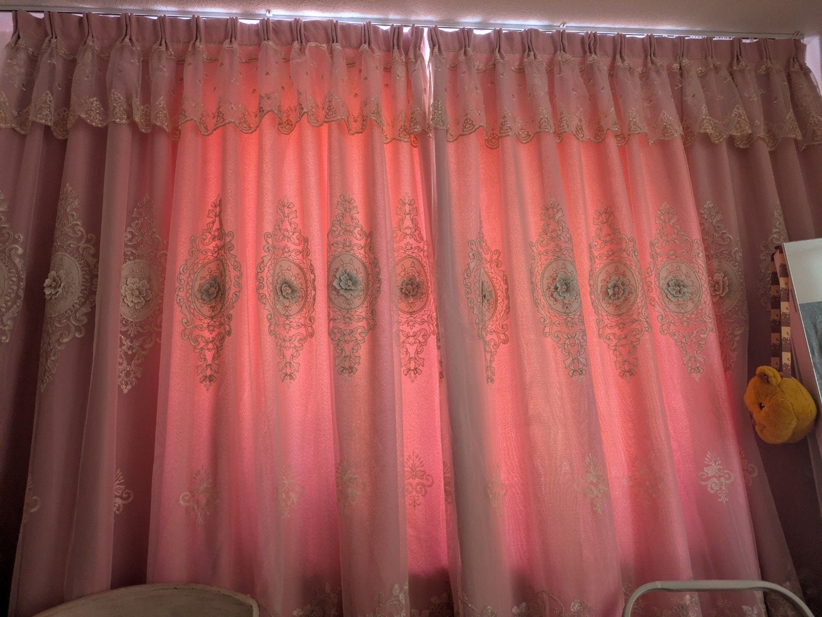 3 Roze Gordijnen met Bloemen - Luxe Barok Brocante Stijl, Huis en Inrichting, Ophalen of Verzenden