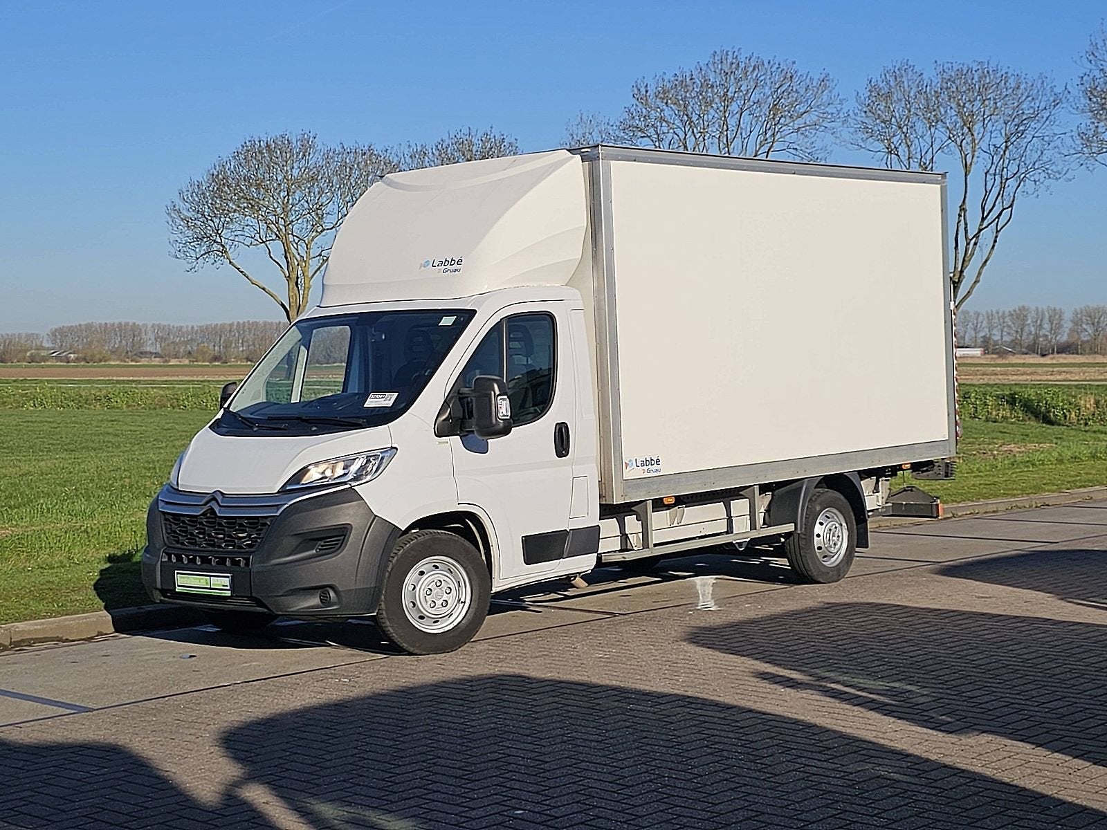 CITROEN JUMPER 2.2 bakwagen laadklep!, Gebruikt, Citroën, Wit, Bedrijf