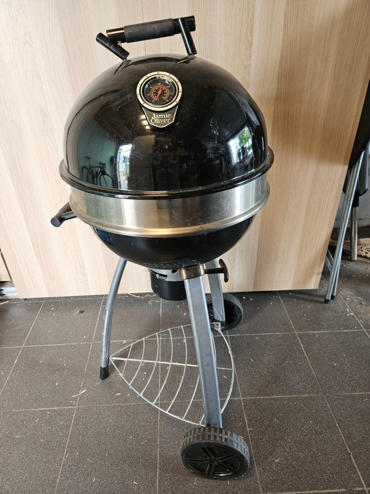 Jamie Oliver BBQ - Houtskoolbarbecue met wielen, Ophalen, Gebruikt, Jamie Oliver