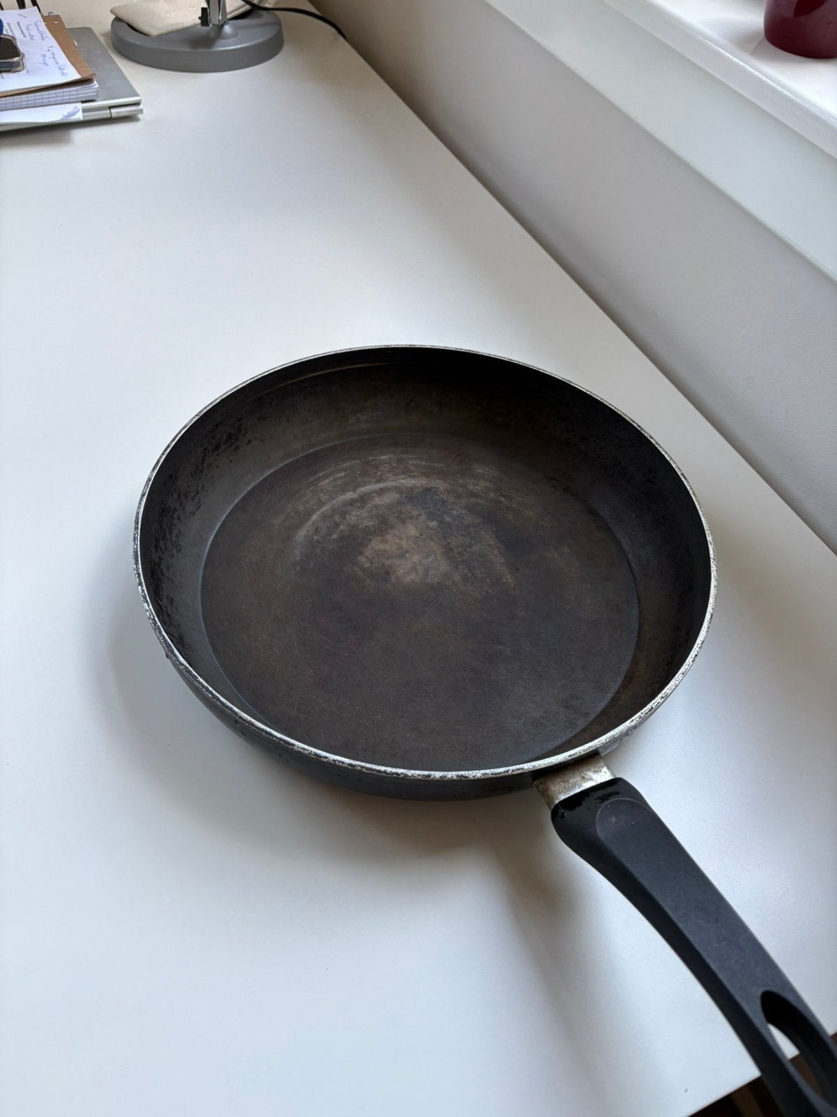 Set van 2 gebruikte pannen: koekenpan en pannenkoekenpan, Huis en Inrichting, Ophalen, Gebruikt, Antiaanbaklaag, Aluminium