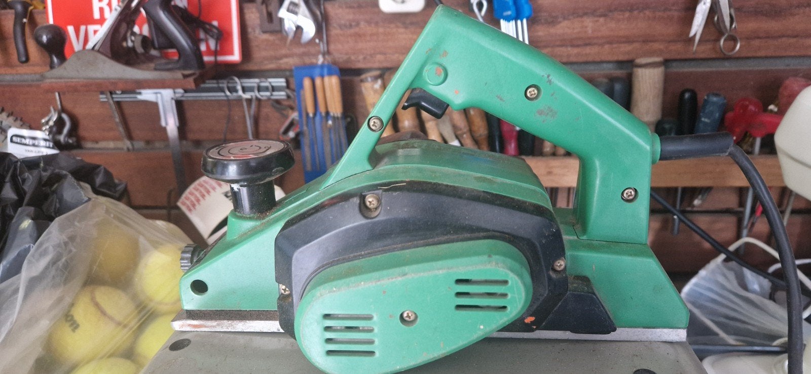 Vlakschaaf machine  Hitachi, Ophalen of Verzenden, Gebruikt, 600 tot 1200 watt, Bandschuurmachine