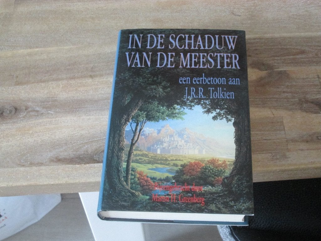 In de Schaduw van de Meester - Eerbetoon aan Tolkien, Ophalen of Verzenden, Nieuw, J.R.R. Tolkien (eerbetoon aan)
