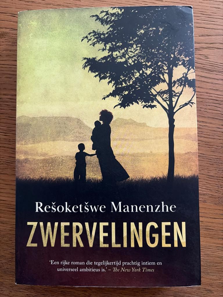 Rešoketšwe Manenzhe - Zwervelingen, Ophalen of Verzenden, Zo goed als nieuw, Rešoketšwe Manenzhe