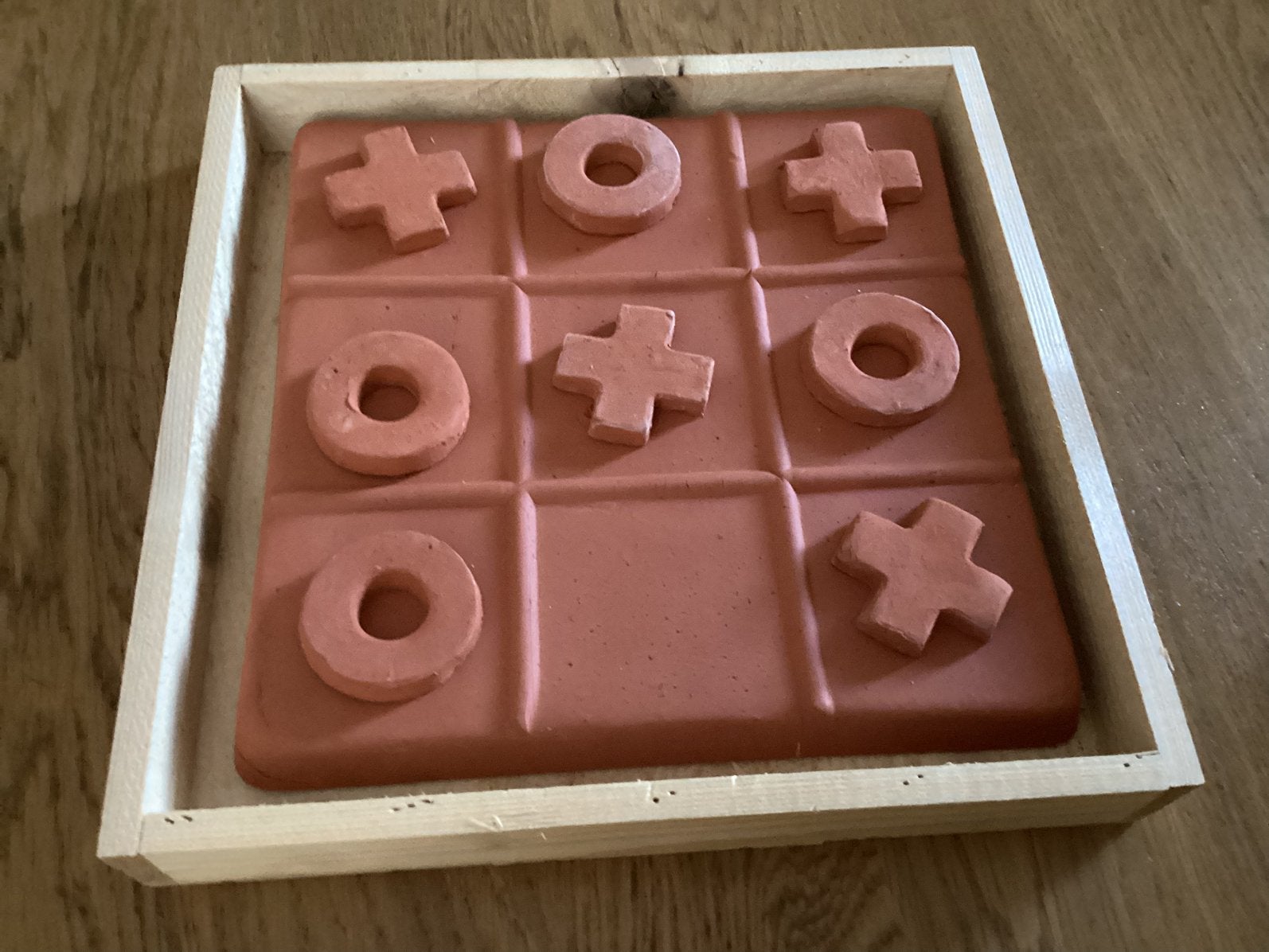 Het bekende spel “ boter, kaas ,eieren”, Ophalen, Zo goed als nieuw, Jongen of Meisje