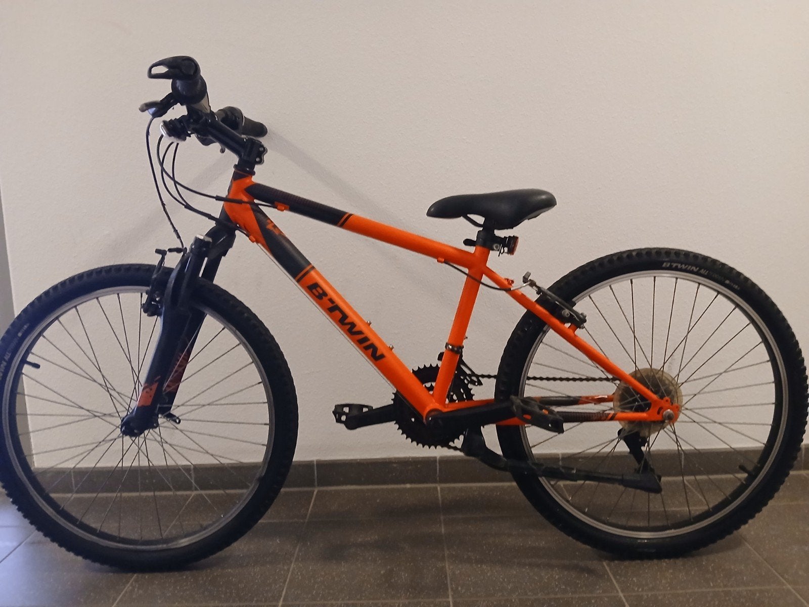 btwin rockrider 500 Wielmaat 24 inch neon oranje met zwart, Ophalen, Overige merken