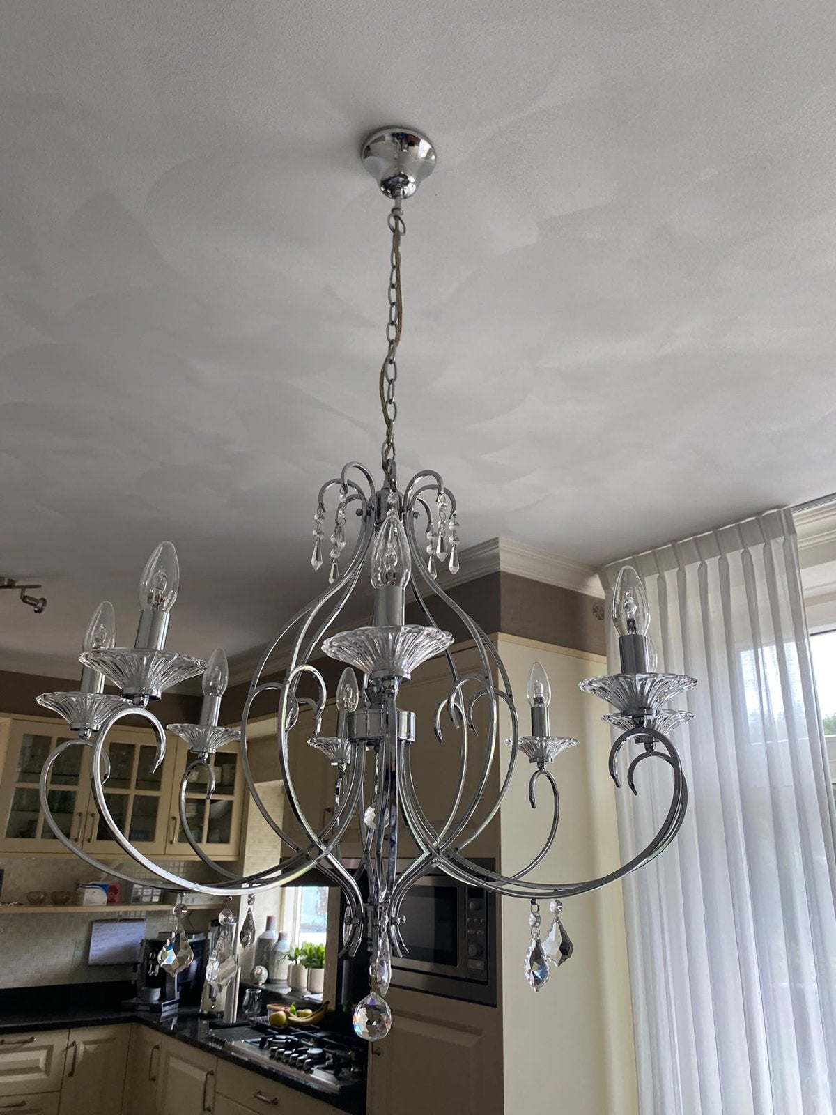 Elegante hanglamp met kristallen (mist één hanger), Ophalen, Gebruikt, Metaal, E14 (klein)