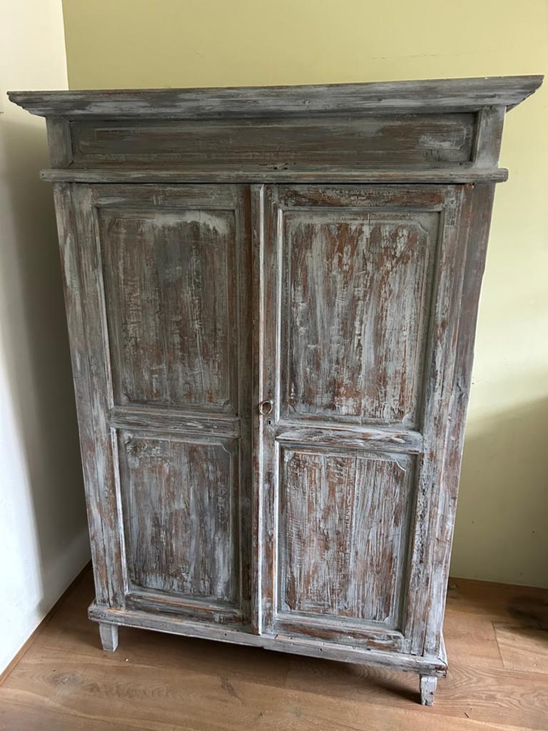 Leuke kast gratis afhalen, Gebruikt, 100 tot 150 cm, Ophalen of Verzenden, 150 tot 200 cm