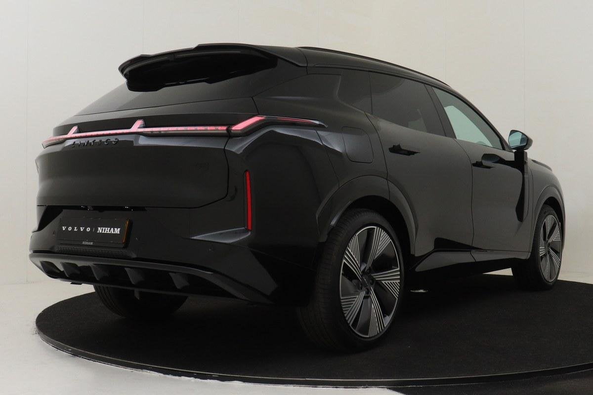 Lynk & Co 08 1.5 PHEV MORE *100% ZEKERHEID BIJ DE LYNK&CO DE, Auto's, Lynk & Co, 12 maanden, Euro 6, Zwart, Plug-in hybride