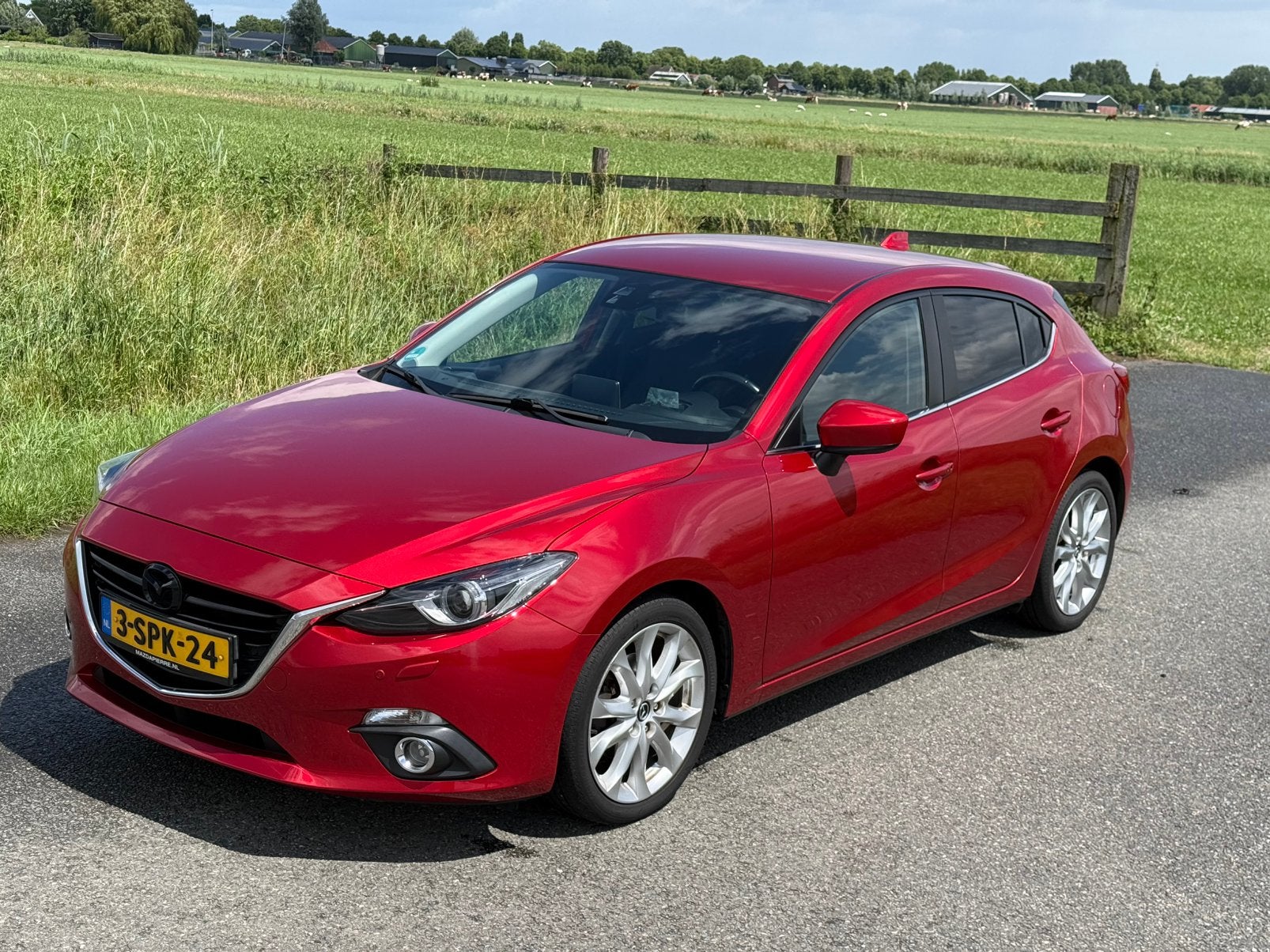 Mazda3 Skyactiv-G 120 GT-M BOSE Carplay Leder Climate HUD, Auto's, Voorwielaandrijving, Zwart, 4 cilinders, Onderhoudsboekje