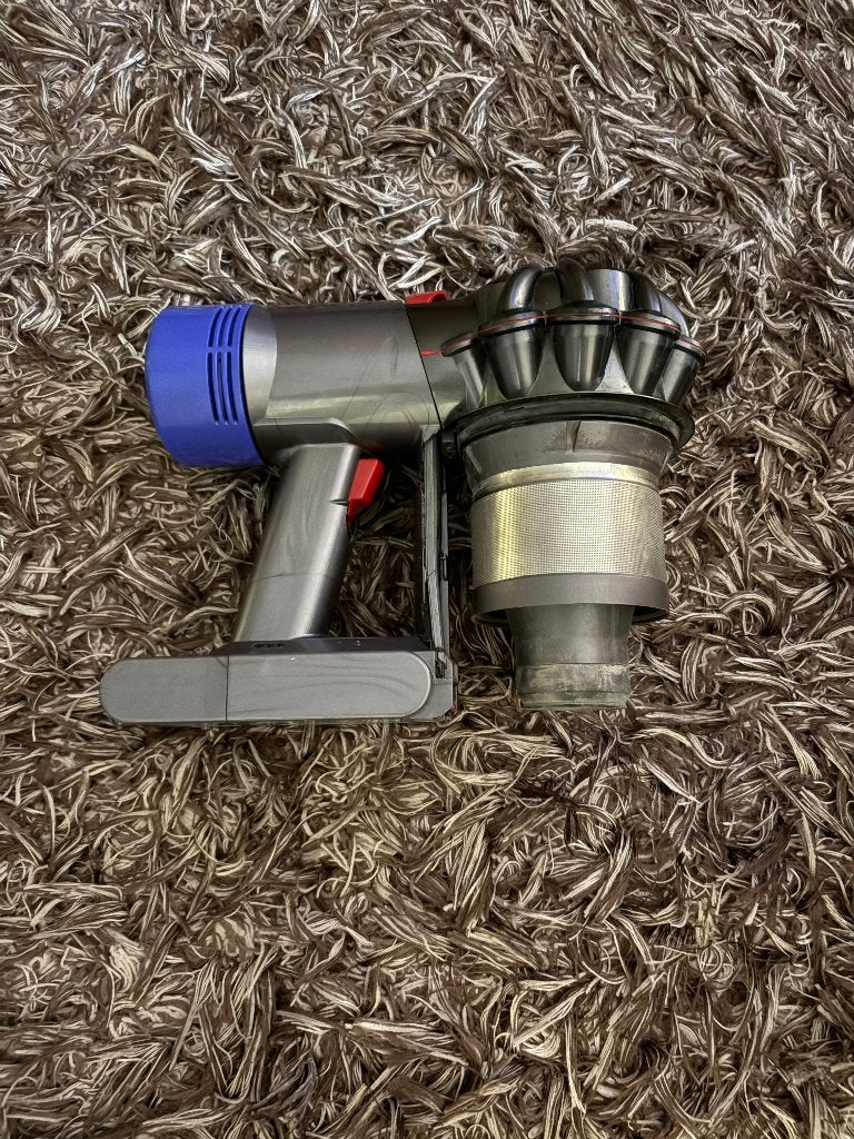 Dyson V8 - Motor werkt, stofbakje defect, Ophalen, Draadloos, Dyson, Niet werkend
